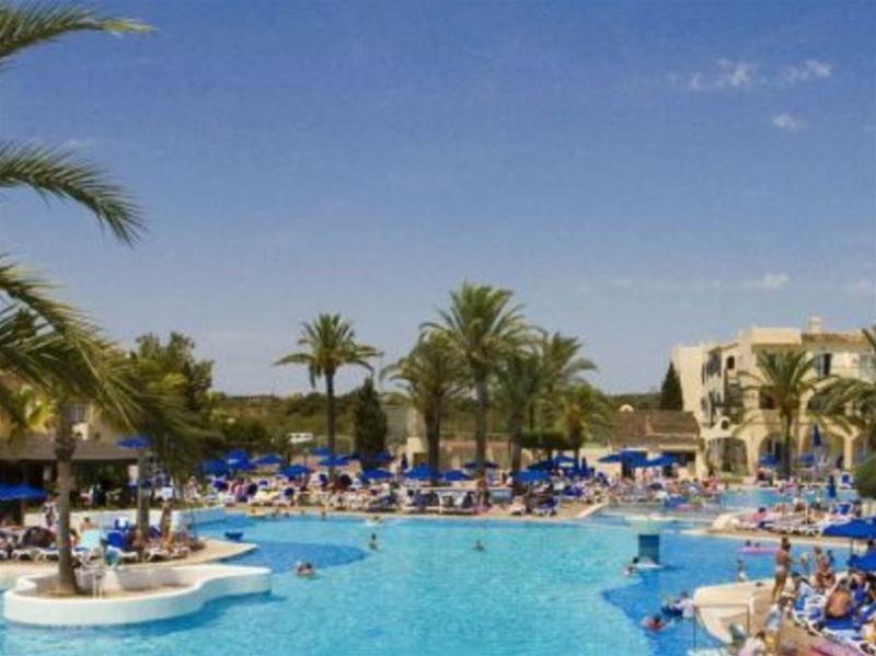 Globales Aparthotel Bouganvilla Sa Coma  Exterior photo